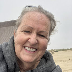 Meet your Posher, Della